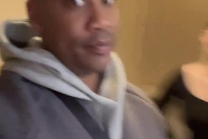 马布里：谁来告诉我这什么原理啊？女生可以做到男生做不到动作